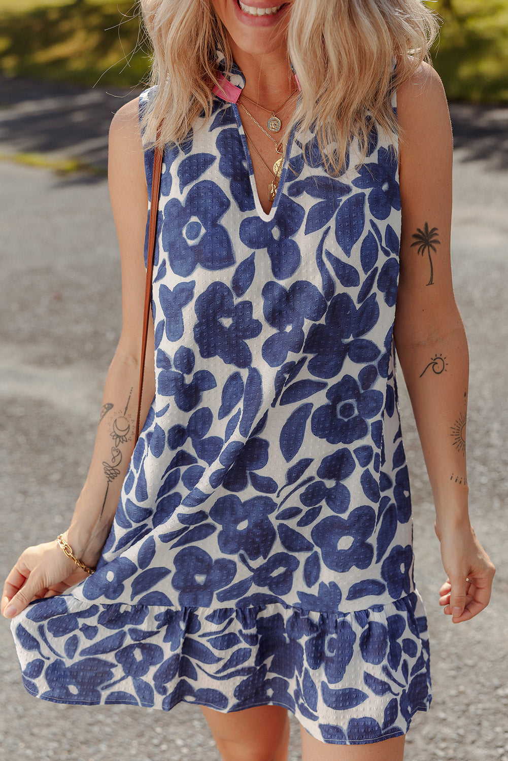 Blue Floral Sleeveless Colorblock Notched V Neck Mini Dress